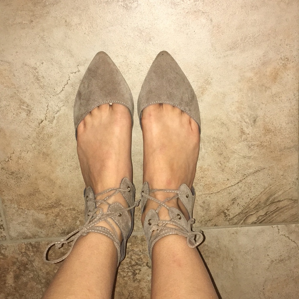 Shoes - Picture 2 of 3